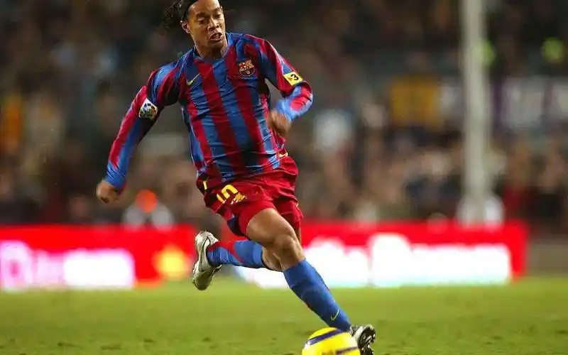 超的表现尤 超的表现尤