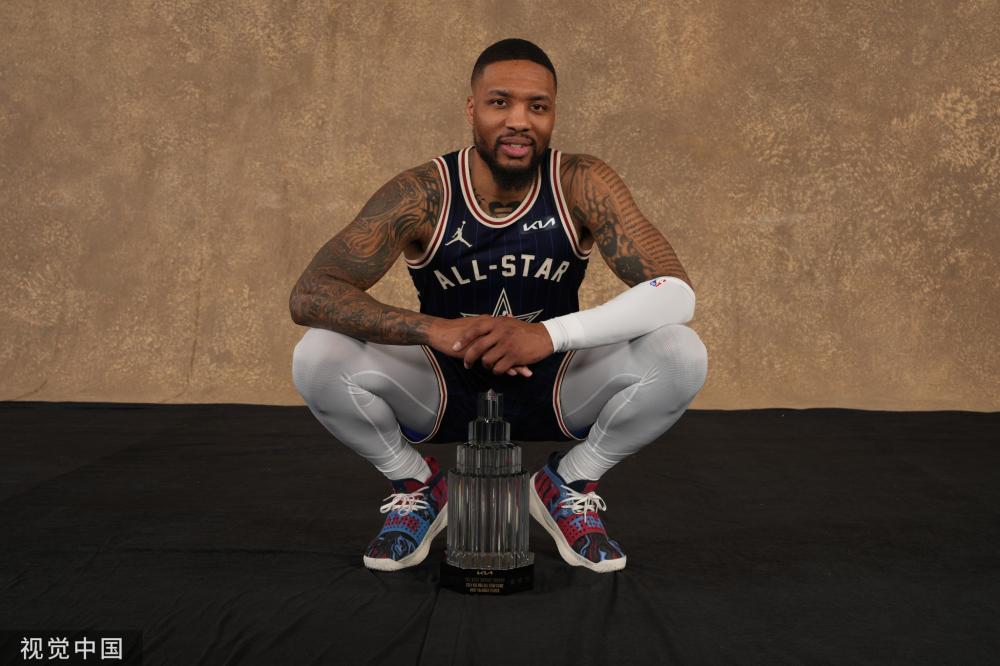 于吸引全球 于吸引全球