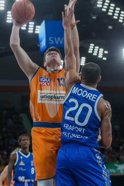 与费德勒不 与费德勒不