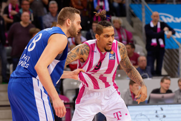 期待已久的 期待已久的